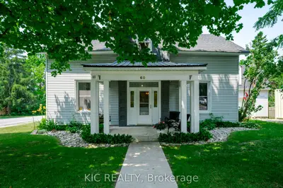 Detached in Asphodel-Norwood