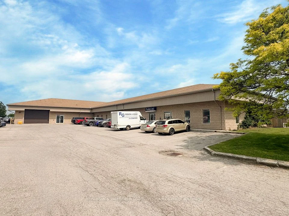 1895 Blue Heron Drive Unit 4, London North, ON N6H 5L9