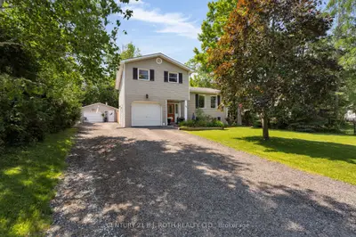 Detached in Gravenhurst