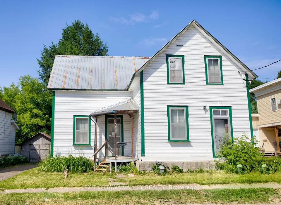 468 Moffat Street, Pembroke, ON K8A 3Y1