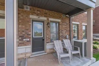 Condo Townhouse in Kitchener