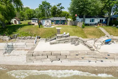Detached in Haldimand
