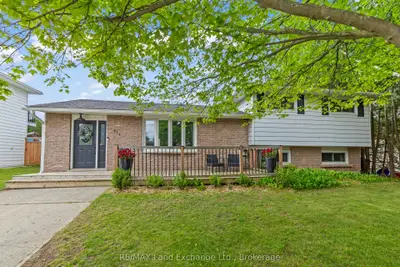 Detached in Saugeen Shores