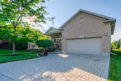 Detached Condo in Wilmot