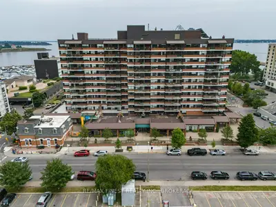 Condo Apartment in Kingston