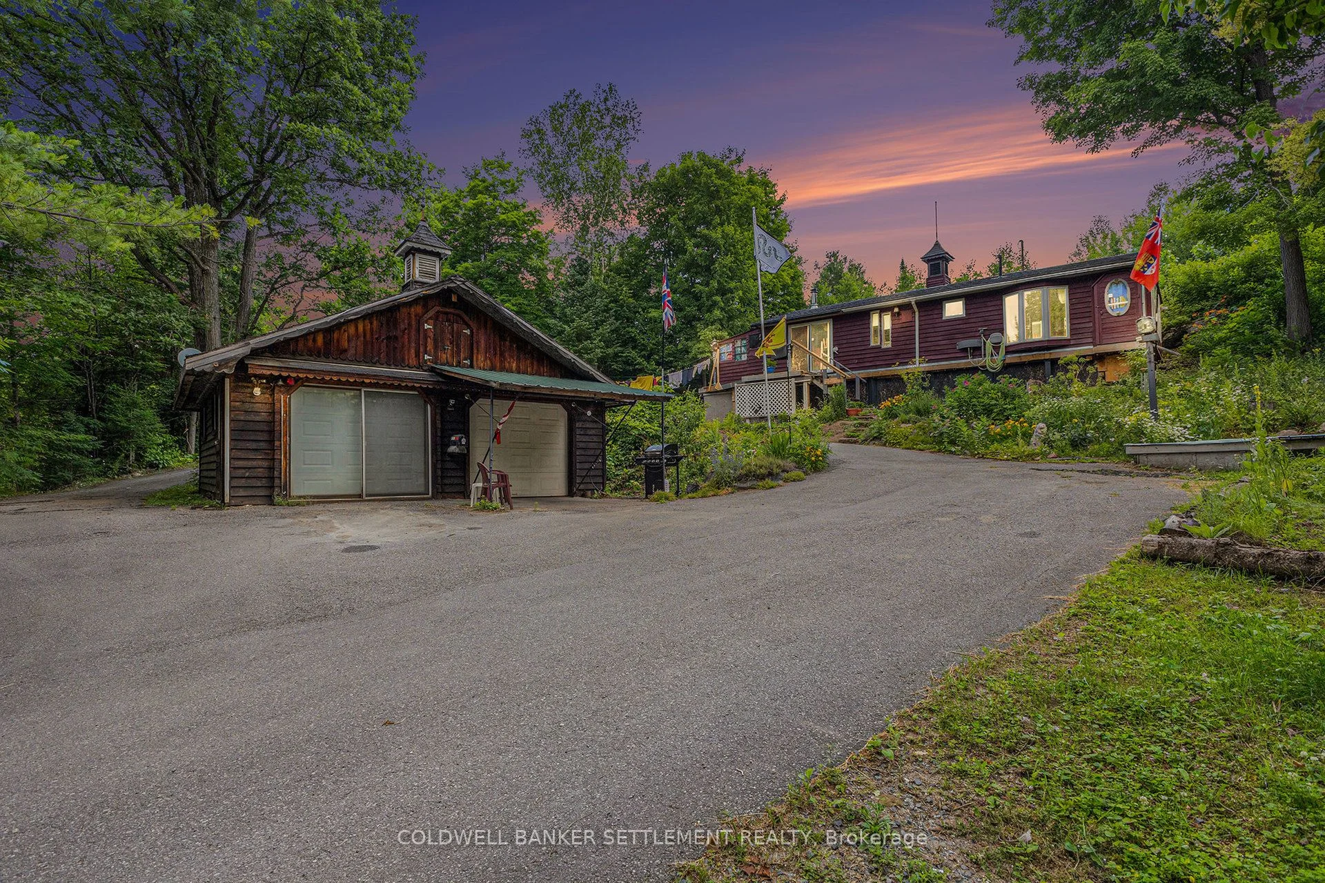 2152 Black Creek Road, Lanark Highlands, ON K0G 1K0