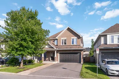 Detached in Blossom Park - Airport and Area