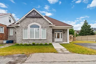 Duplex in Brantford