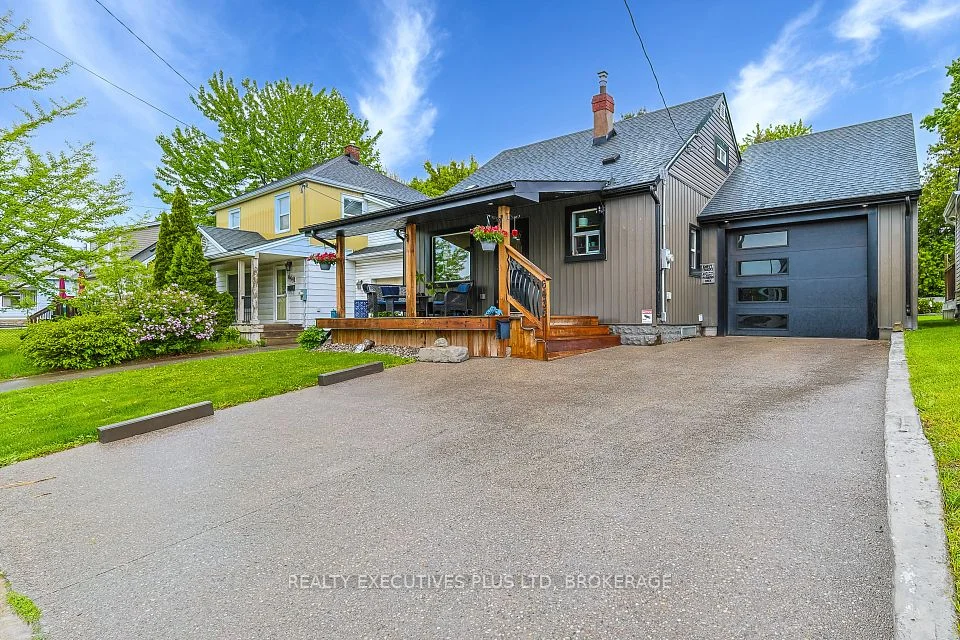 6435 Taylor Street, Niagara Falls, ON L2G 2E9