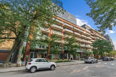 Condo Apartment in Ottawa Centre