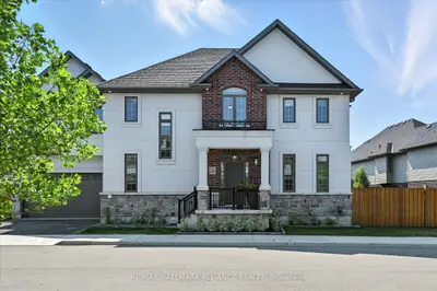 Detached in Lincoln