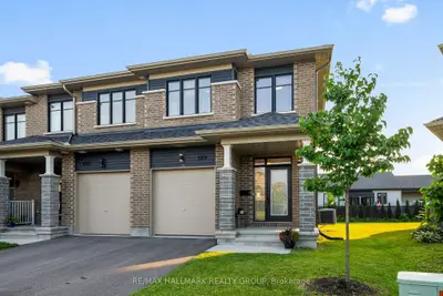 Att/Row/Townhouse in Clarence-Rockland