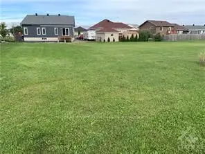 Vacant Land in North Dundas