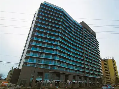 Condo Apartment in Hamilton