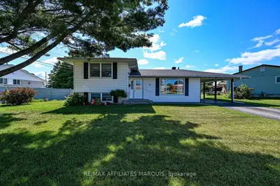 Detached in Smiths Falls