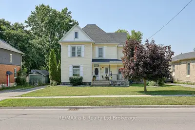 Detached in Ingersoll