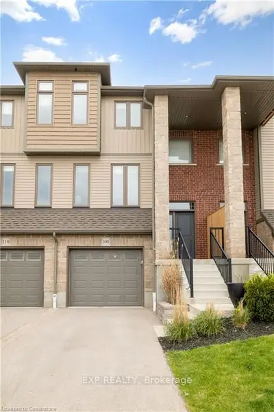 Att/Row/Townhouse in Woolwich