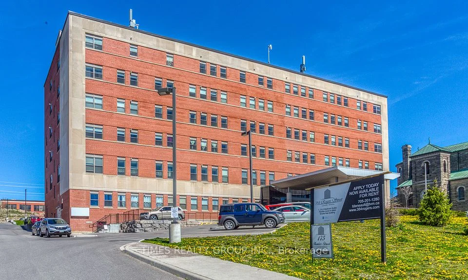 384 Rogers Street 105, Peterborough, ON K9H 7B6