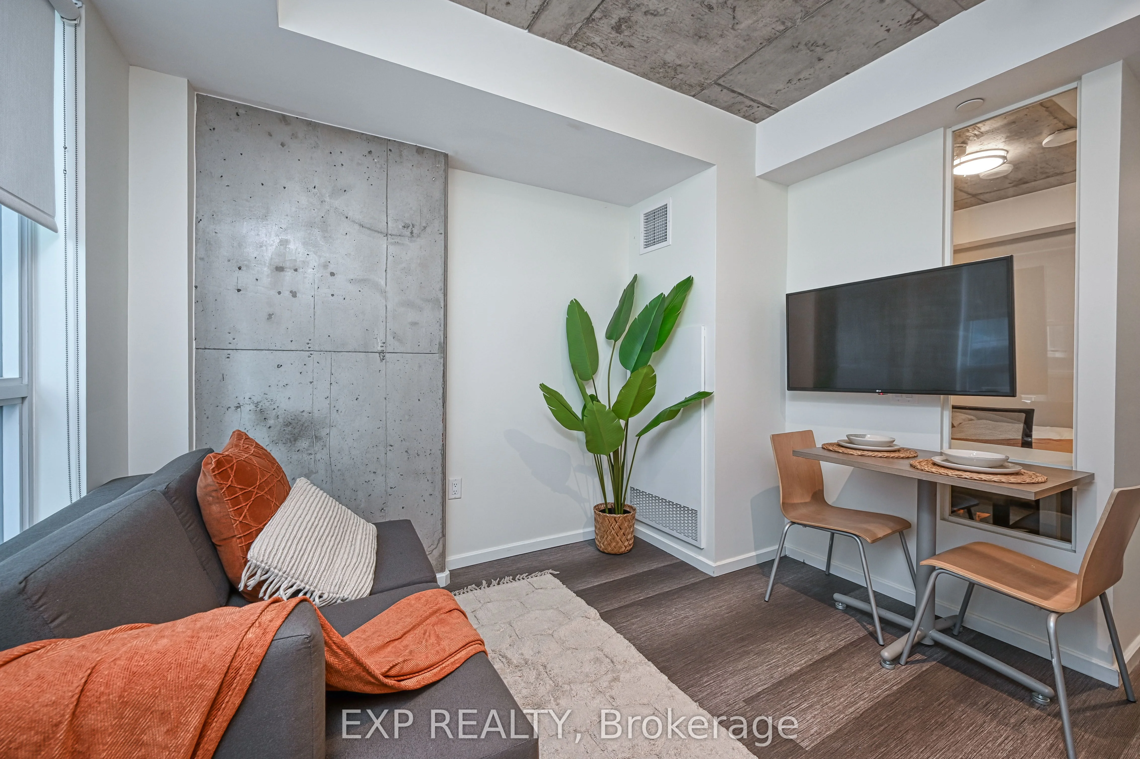 211 Besserer Street R502, Lower Town - Sandy Hill, ON K1N 6A9