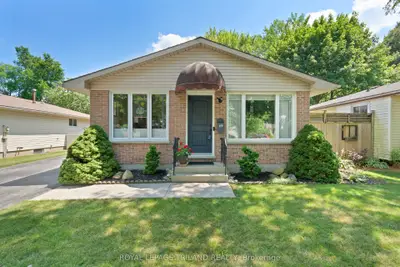 Detached in London North
