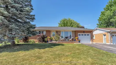 Detached in St. Thomas