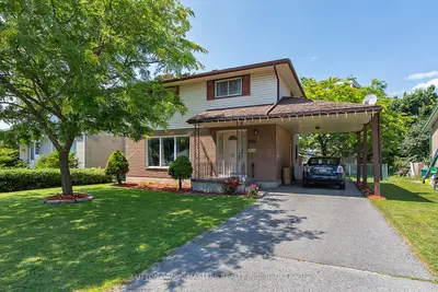 Detached in Kingston