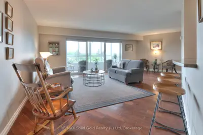 Condo Apartment in Waterloo