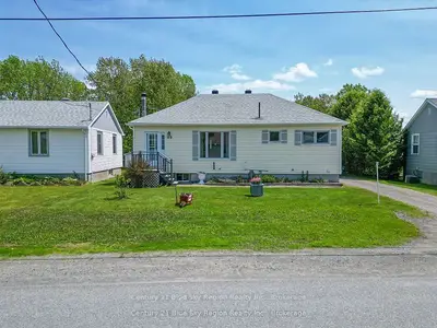 Detached in Temagami