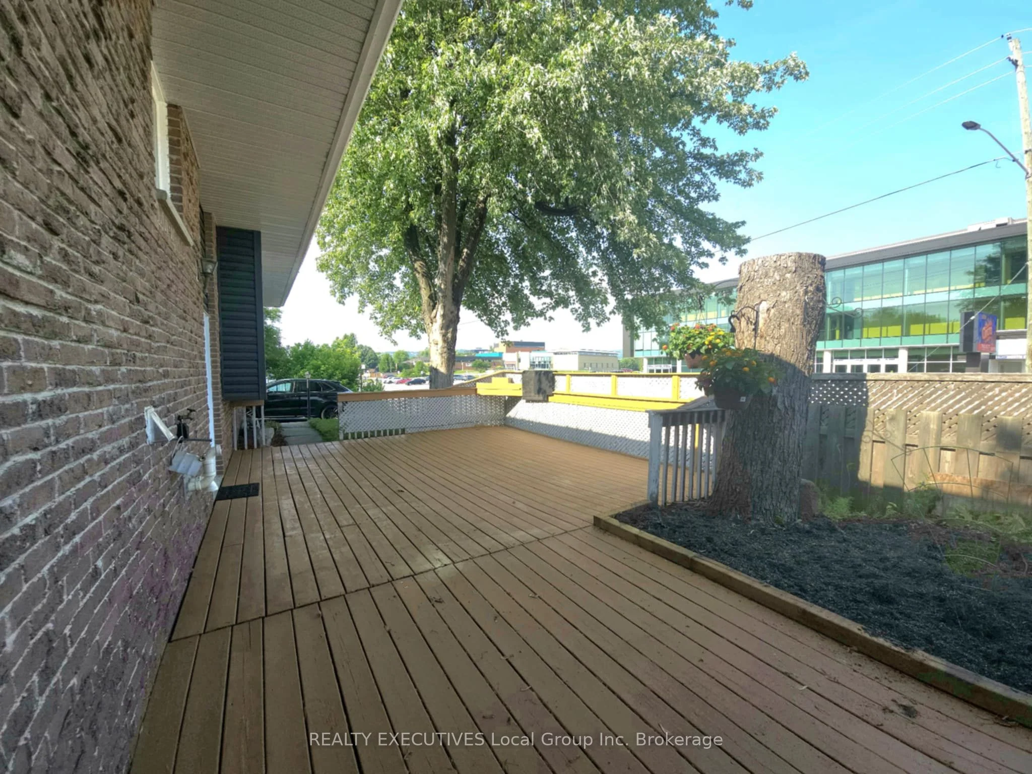 1590 Ferguson Street E, North Bay, ON P1B 8L9