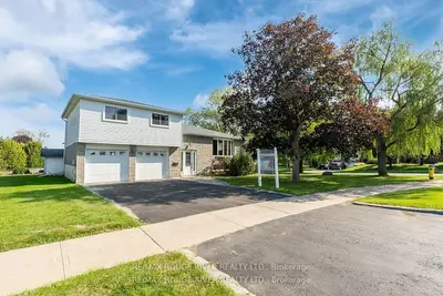 Detached in Kawartha Lakes