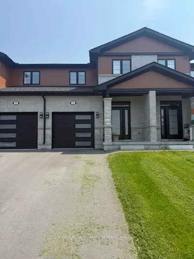 Att/Row/Townhouse in Belleville