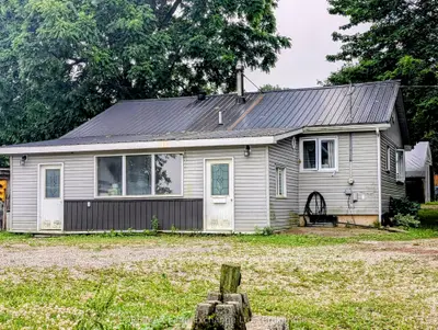 Detached in West Grey