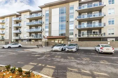 Condo Apartment in Hamilton