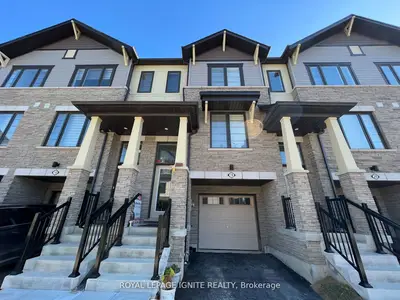 Att/Row/Townhouse in Hamilton