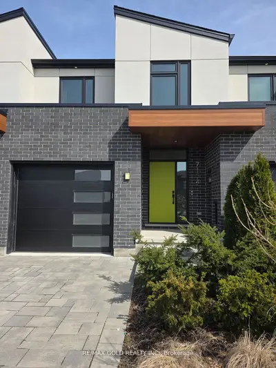 Att/Row/Townhouse in Niagara Falls