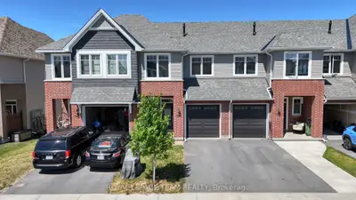 Att/Row/Townhouse in Kingston