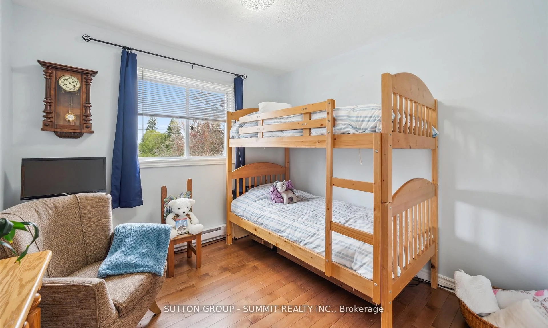 29 GEORGE Street, Huntsville, ON P1H 1T9