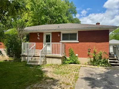 Detached in Guelph