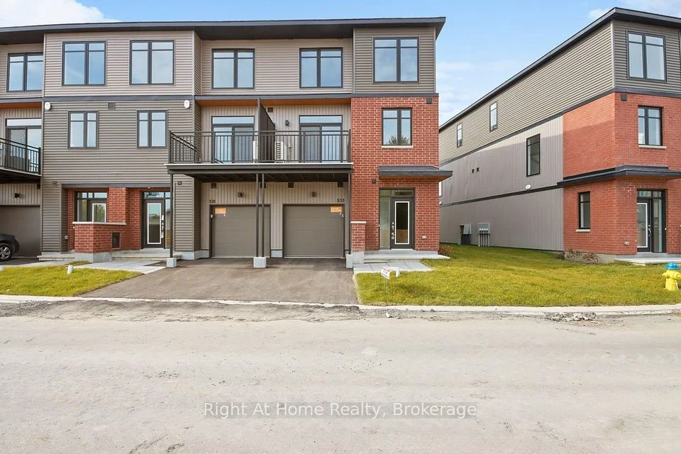 533 Lourmarin Private Street, Orleans - Cumberland and Area, ON K4A 5M2