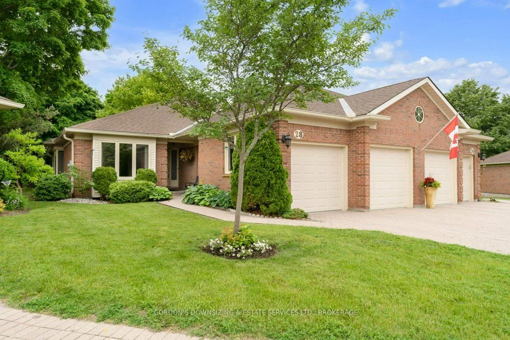 Semi-Detached Condo in Kingston