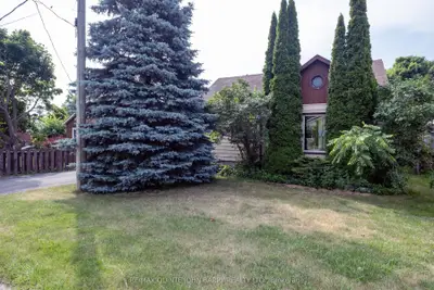 Detached in Quinte West