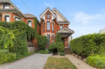 Detached in Hamilton