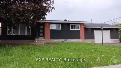 Detached in South of Baseline to Knoxdale