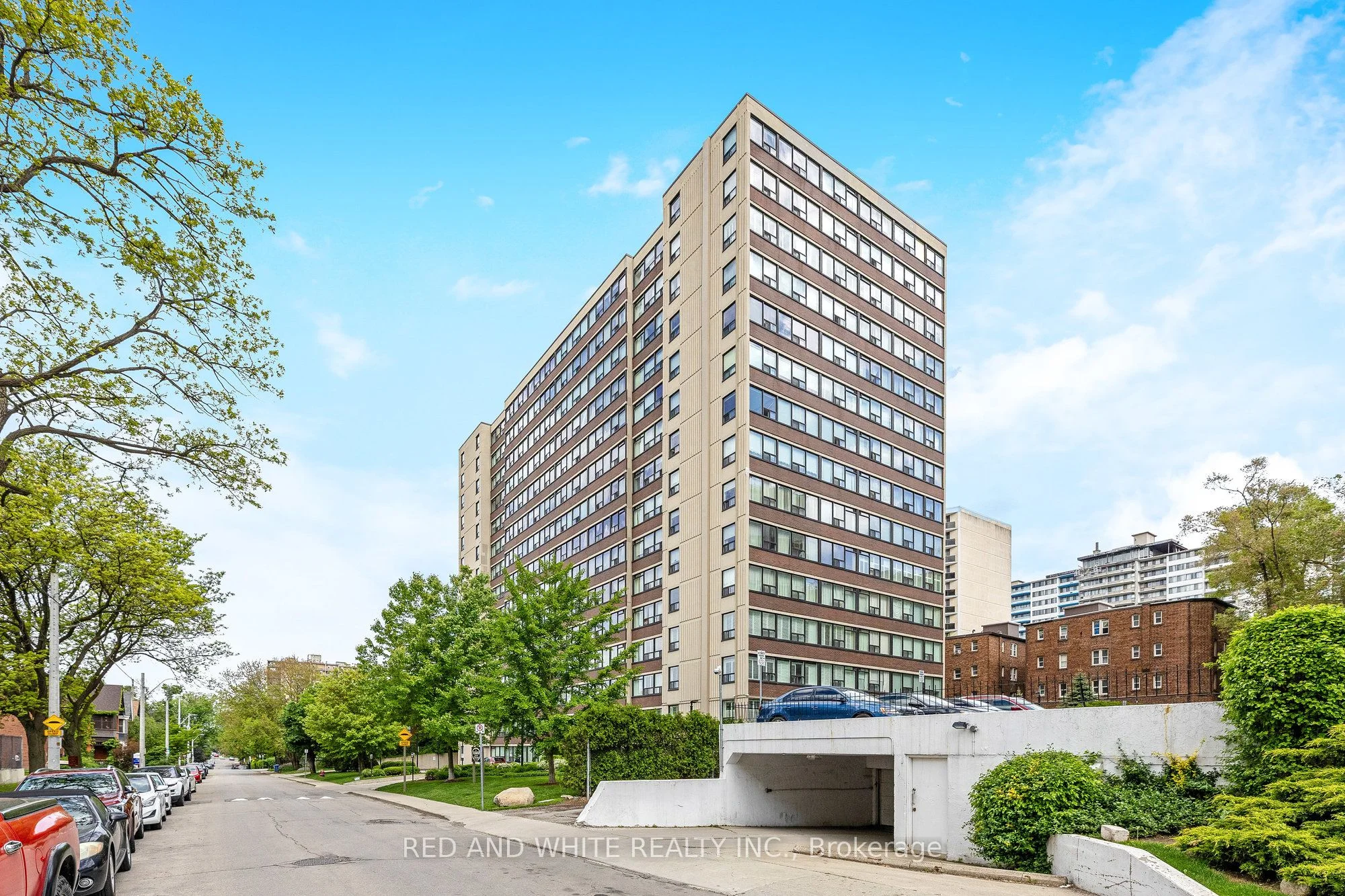 120 DUKE Street 205, Hamilton, ON L8P 4T1