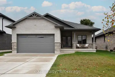 Detached in West Perth