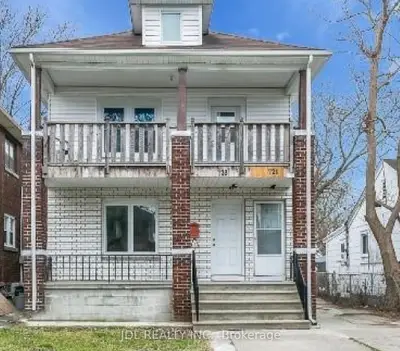 Duplex in Windsor