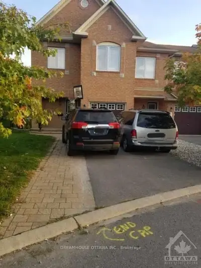 Att/Row/Townhouse in Barrhaven
