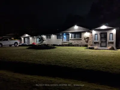 Detached in Lincoln