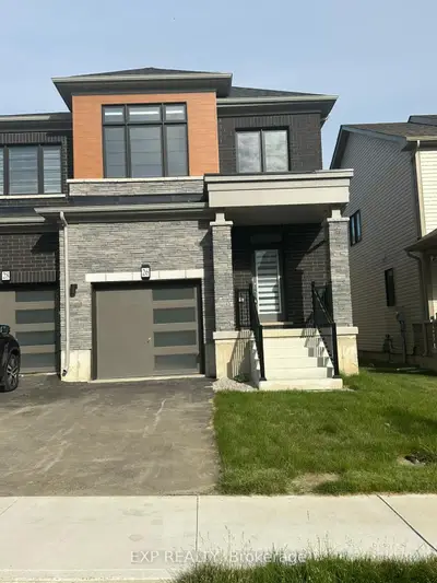 Att/Row/Townhouse in Haldimand