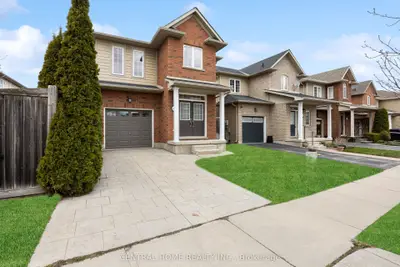 Detached in Hamilton
